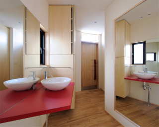 Illustration for article titled Cramped Or Not, I Want To Live in These Tiny Japanese Houses